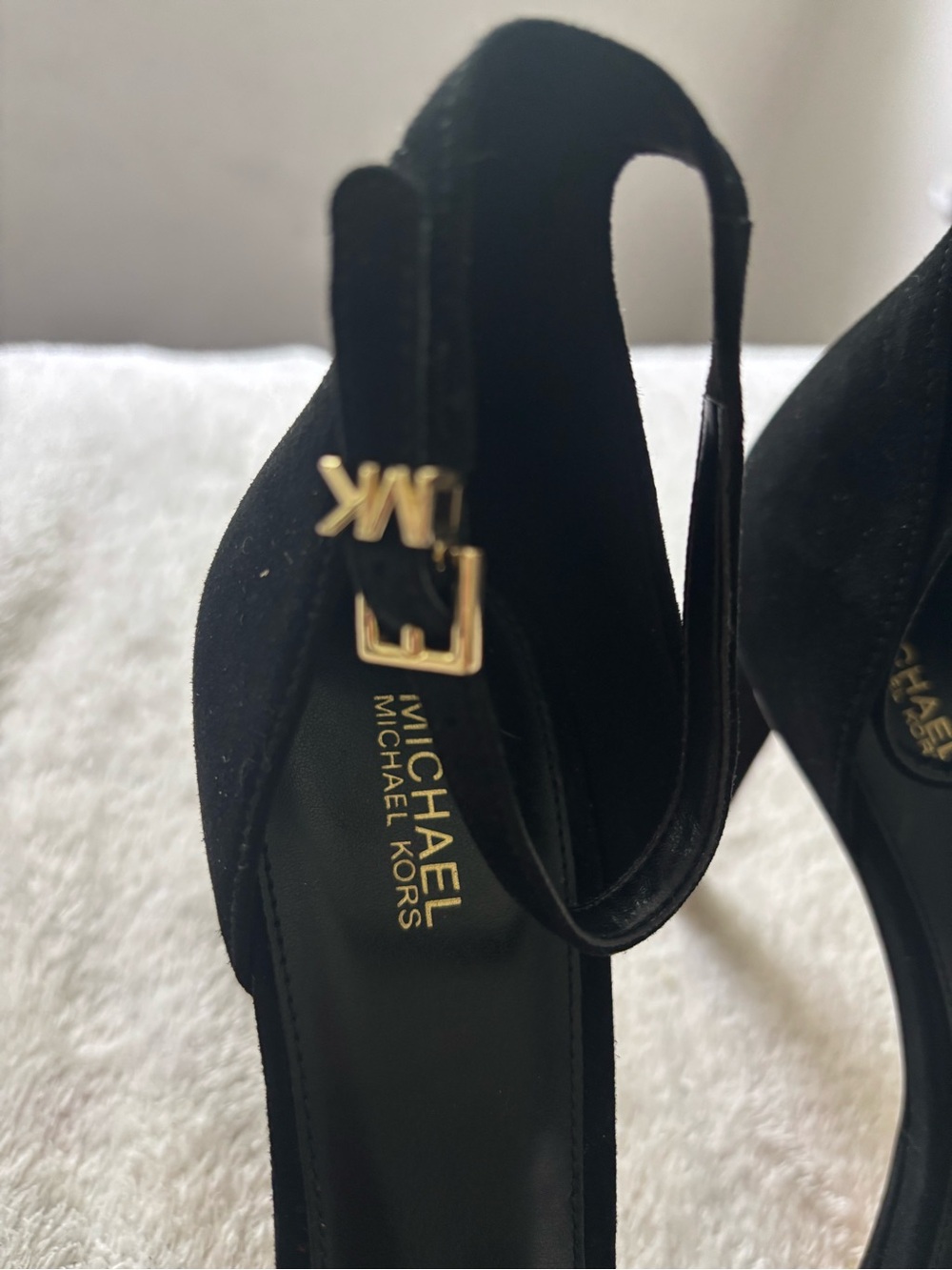 Michael Kors Black High Heel Ankle Strap Sandals Size 8.5 - Picture 3 of 6